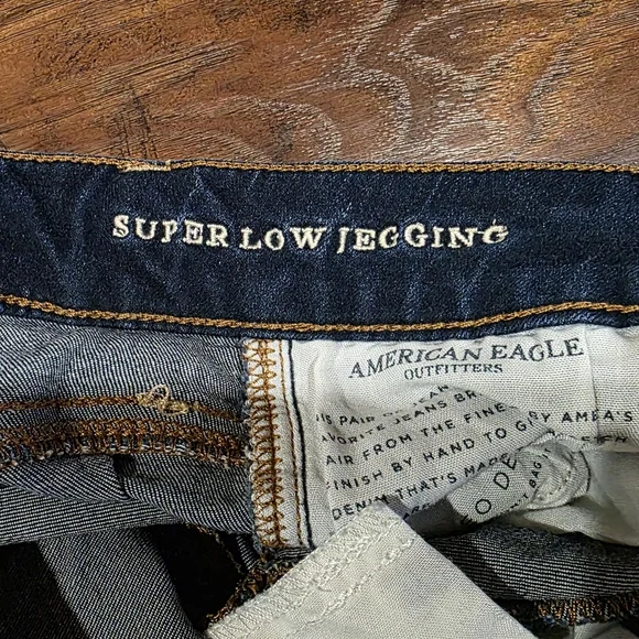 American Eagle Outfitters Women's Distressed Blue Jeans - Picture 7 of 9